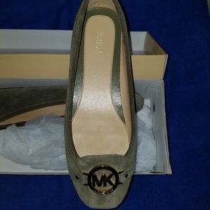 Michael Kors logo flats